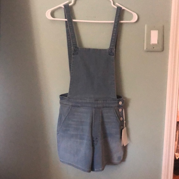 NWT mother denim swooner shorts overalls - Picture 3 of 5